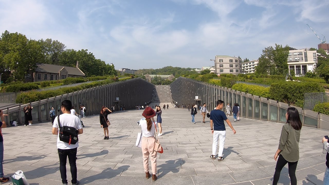 Korean University Campus